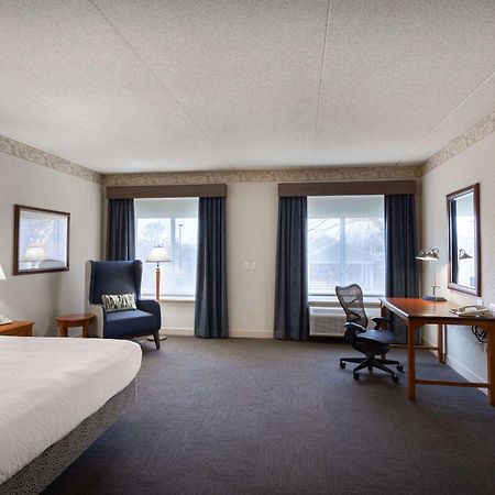 Hilton Garden Inn Вустер Экстерьер фото