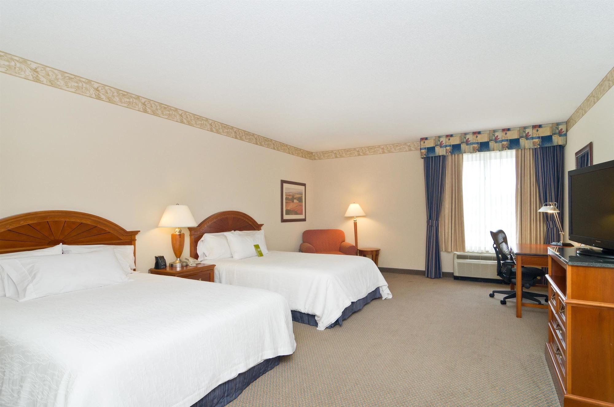 Hilton Garden Inn Вустер Экстерьер фото