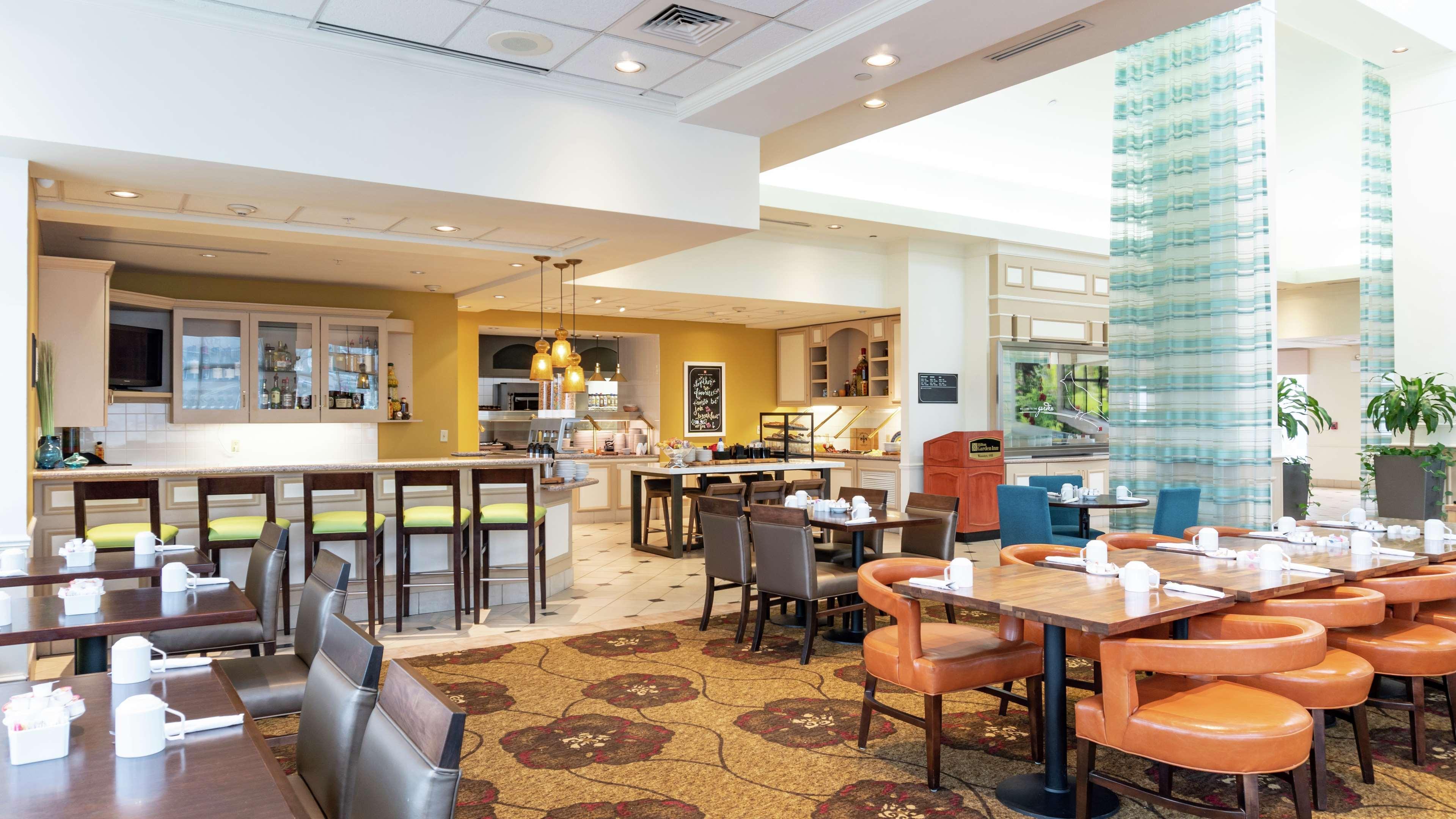 Hilton Garden Inn Вустер Экстерьер фото